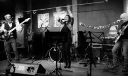 open stage, concert, jazz, blues, rock